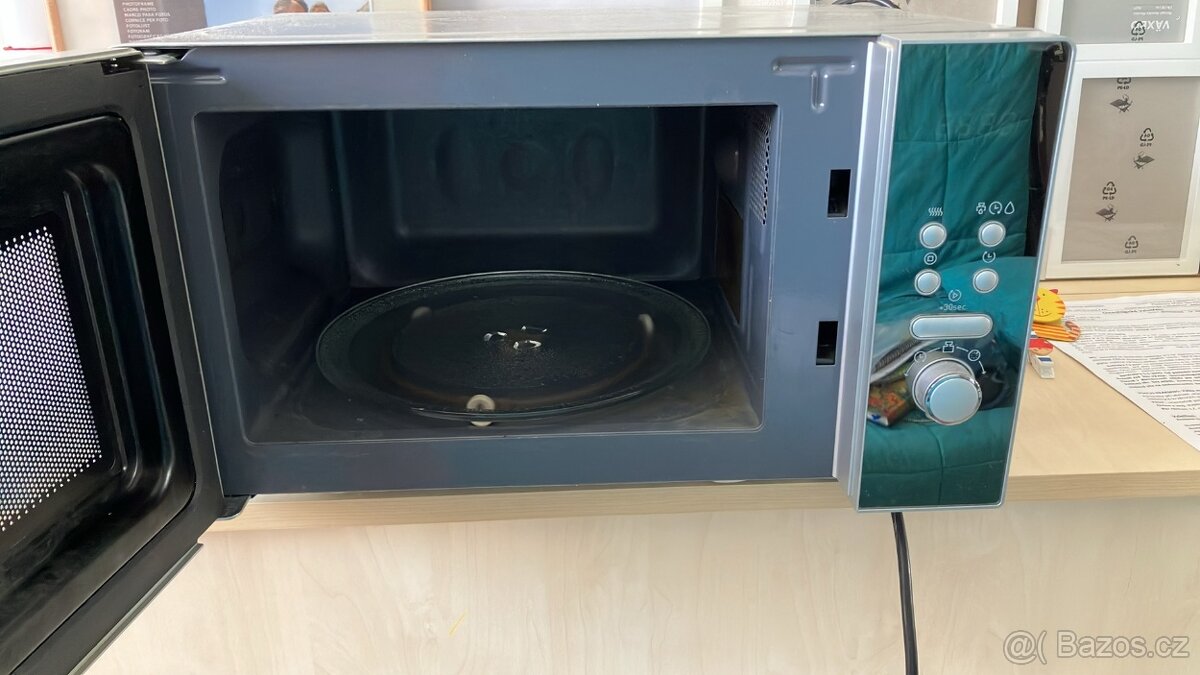 Mikrovlnná trouba Mora - 2