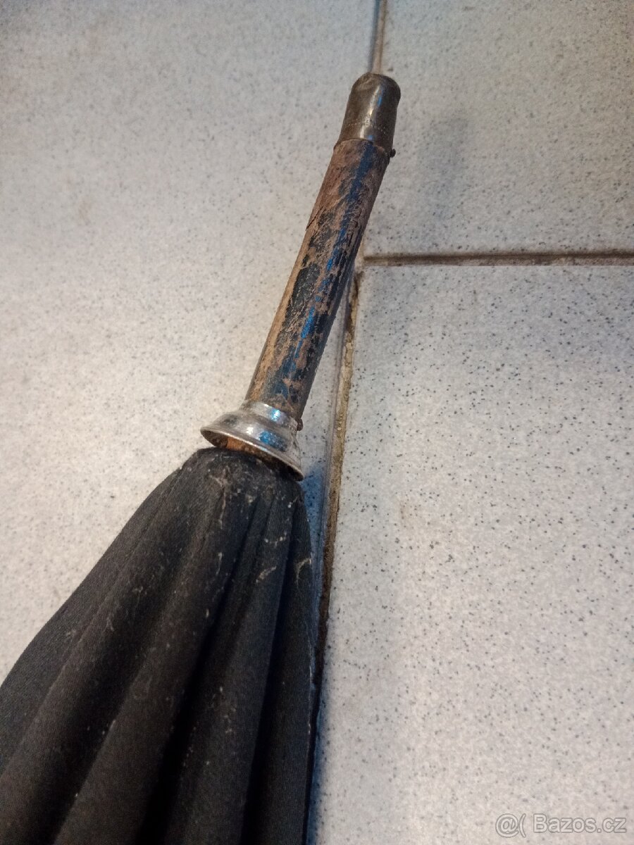 deštník po prababičce a lampa - 2