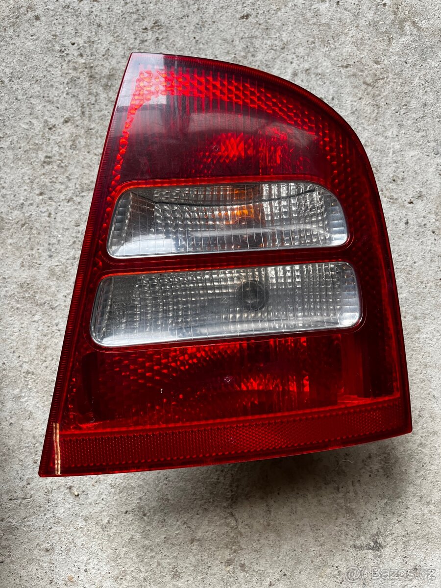 zadní světla/lampy – Škoda Octavia 1 facelift - 2