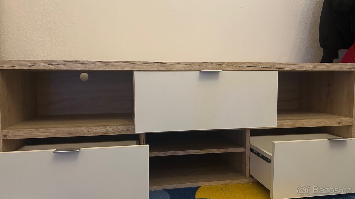 TV stolek - komoda - 2
