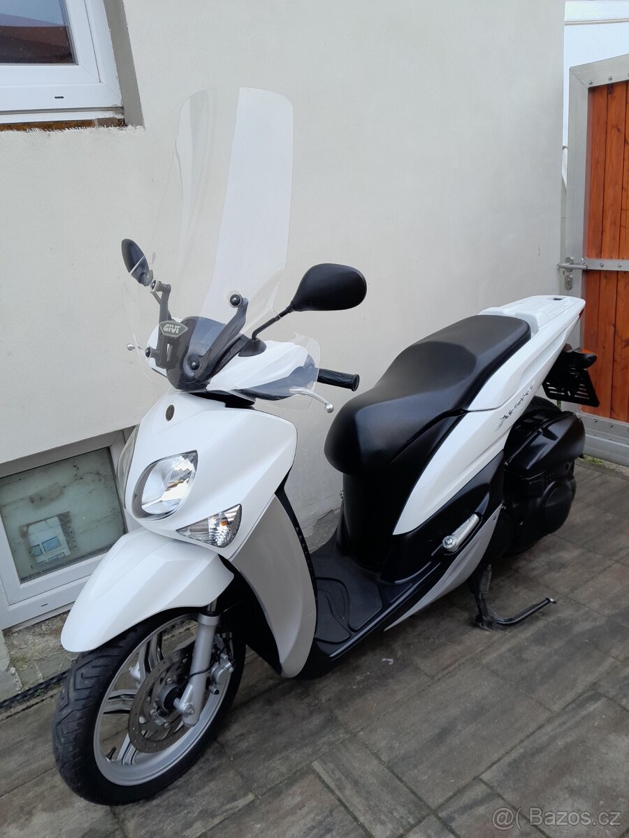 Yamaha Xenter 150, 2014, výborný stav, po servisu - 2