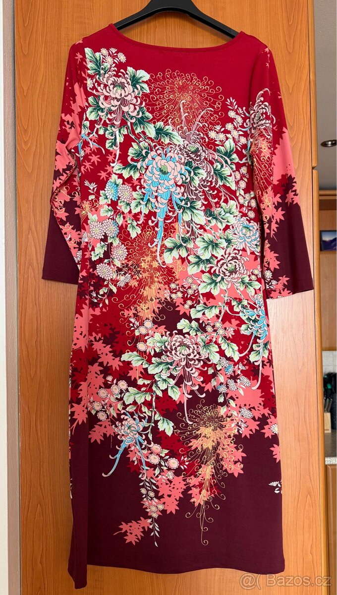Krásné květinové šaty - 2