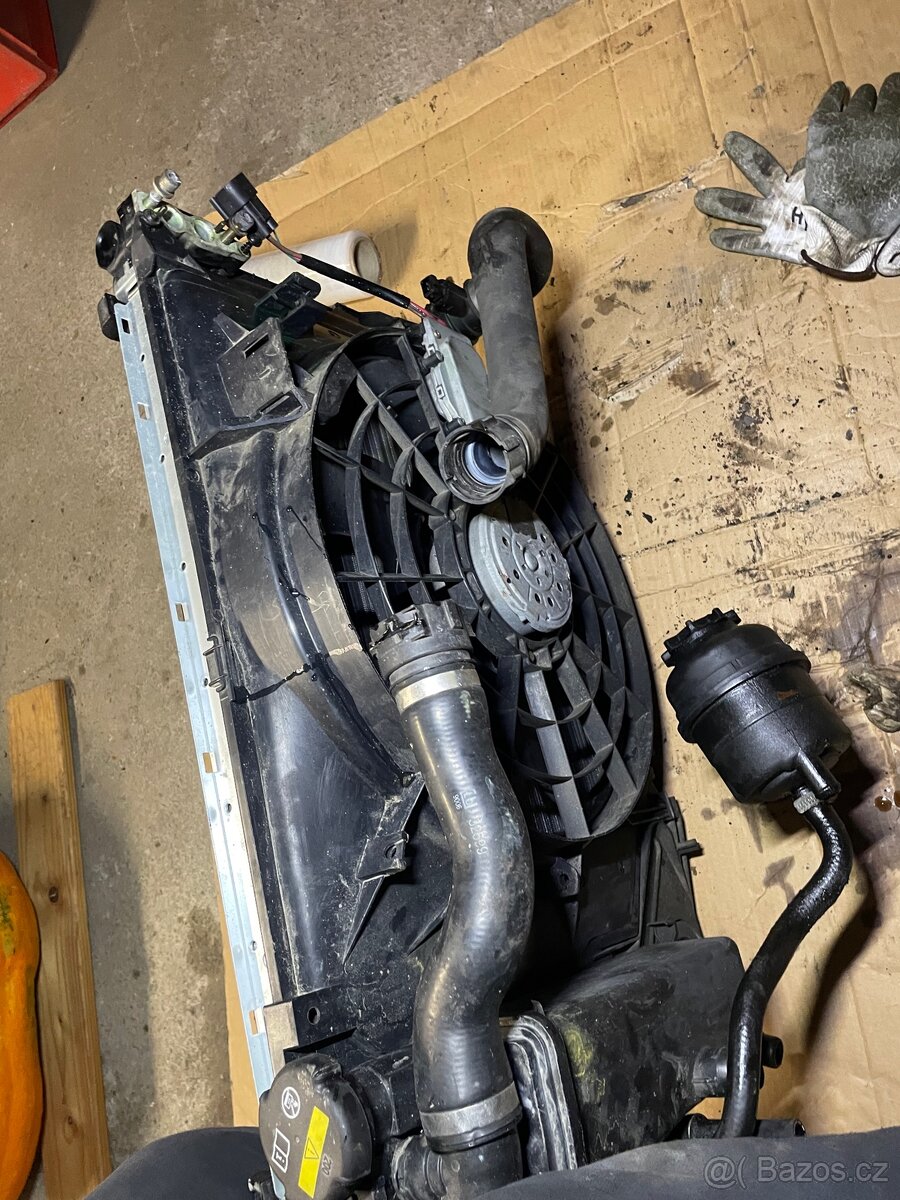 Chladičová stěna e46 320i 323i 325i 328i 330i - 2