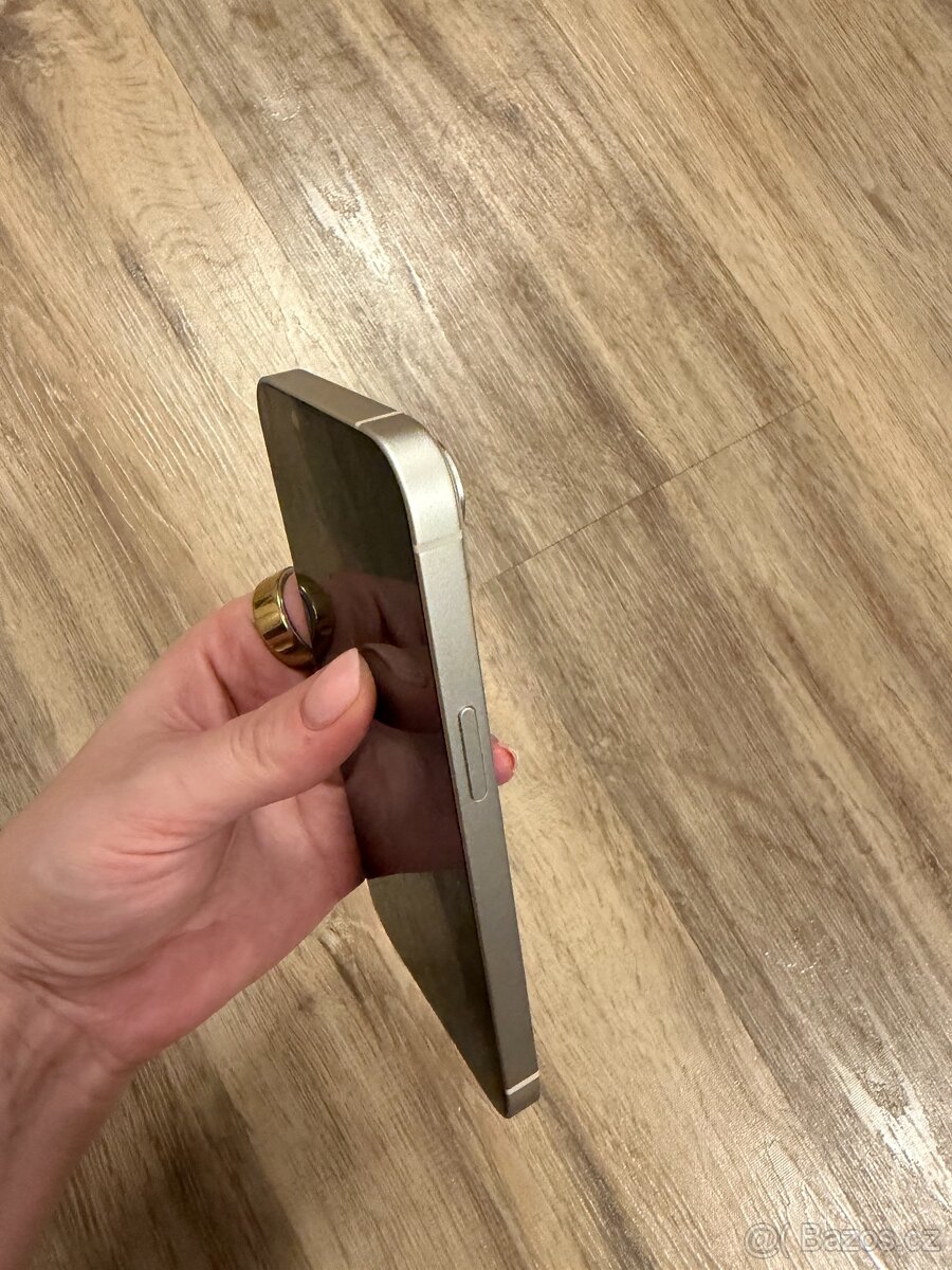 iPhone 14, 128GB Bílá - 2