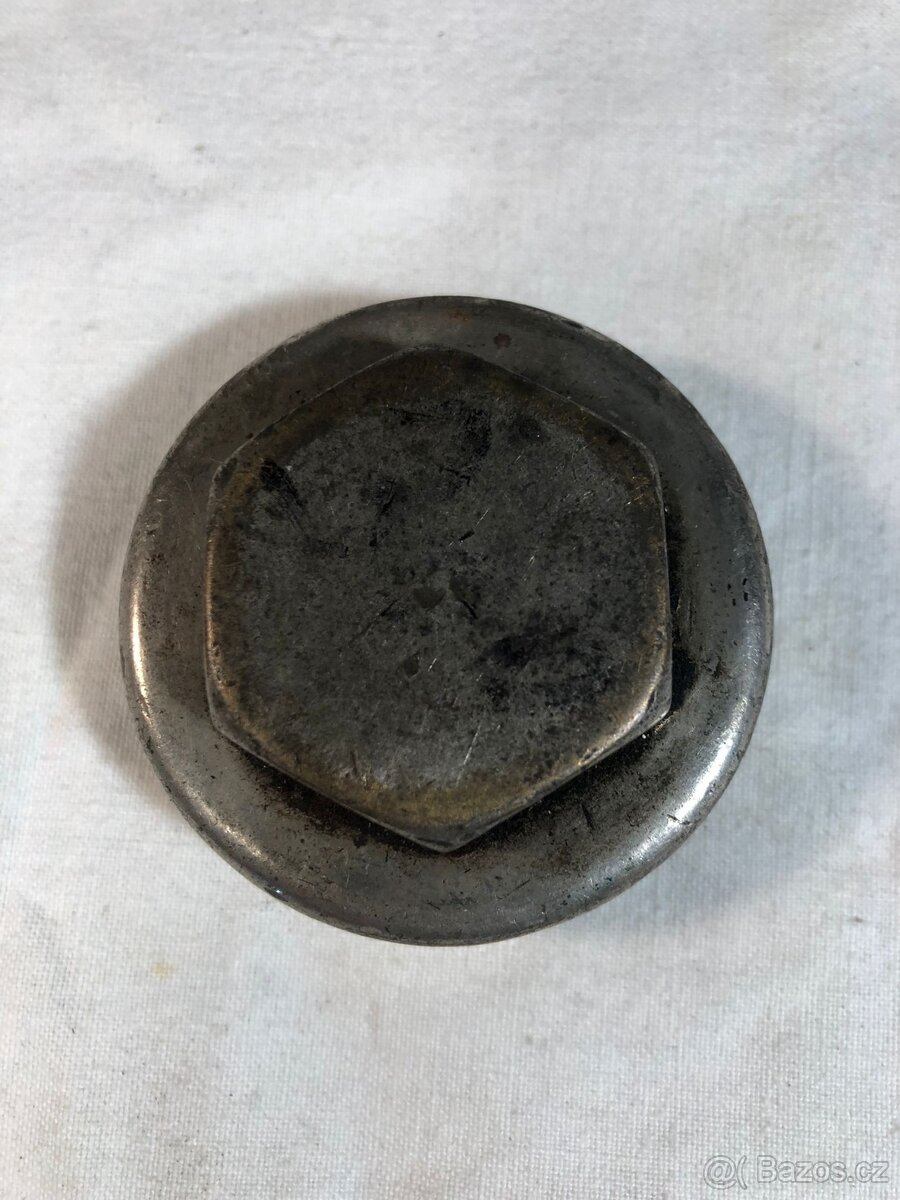 Zátka nádrže Praga - 2