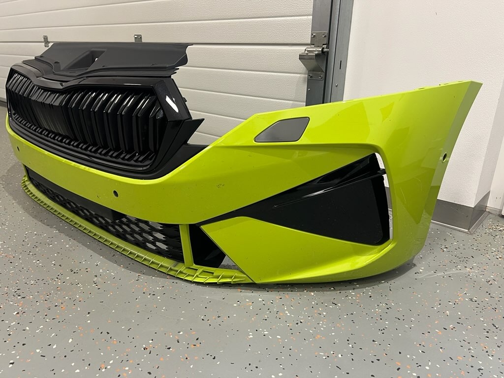 Octavia 4 iv RS facelift, přední nárazník - 2