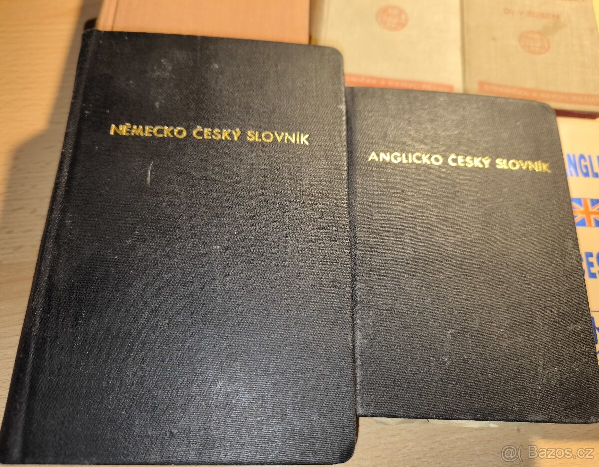 Staré slovníky 6 kusů. - 2
