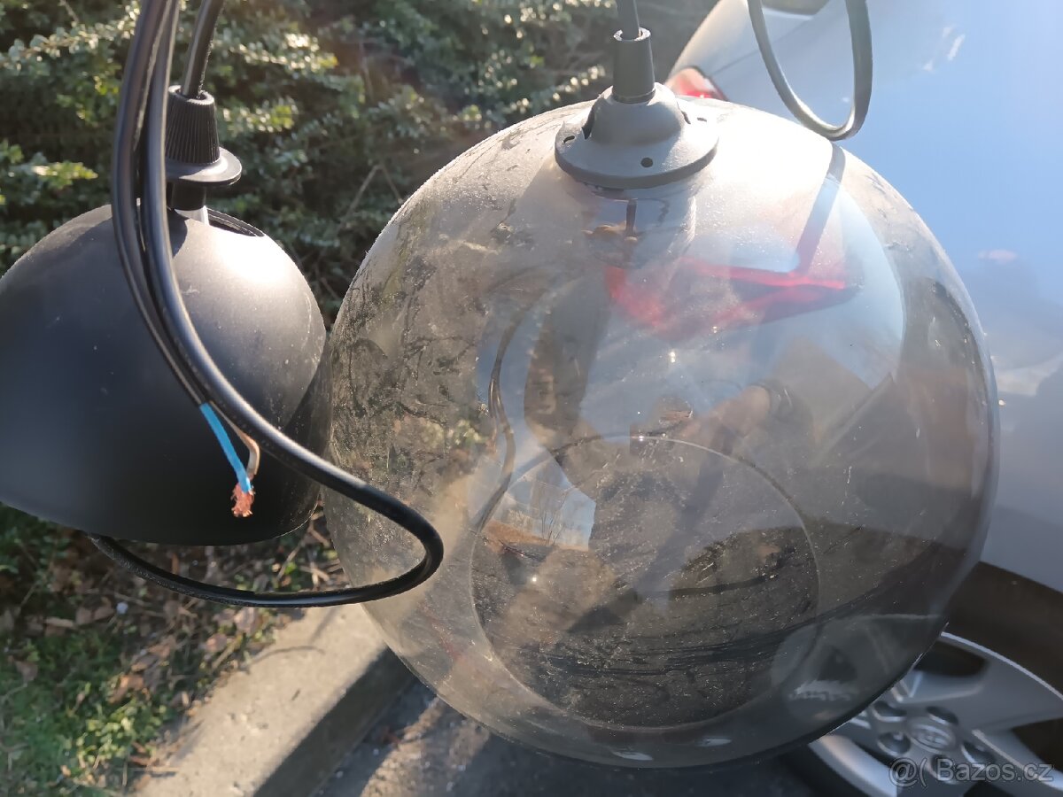 Skleněný kulatý lustr - 2