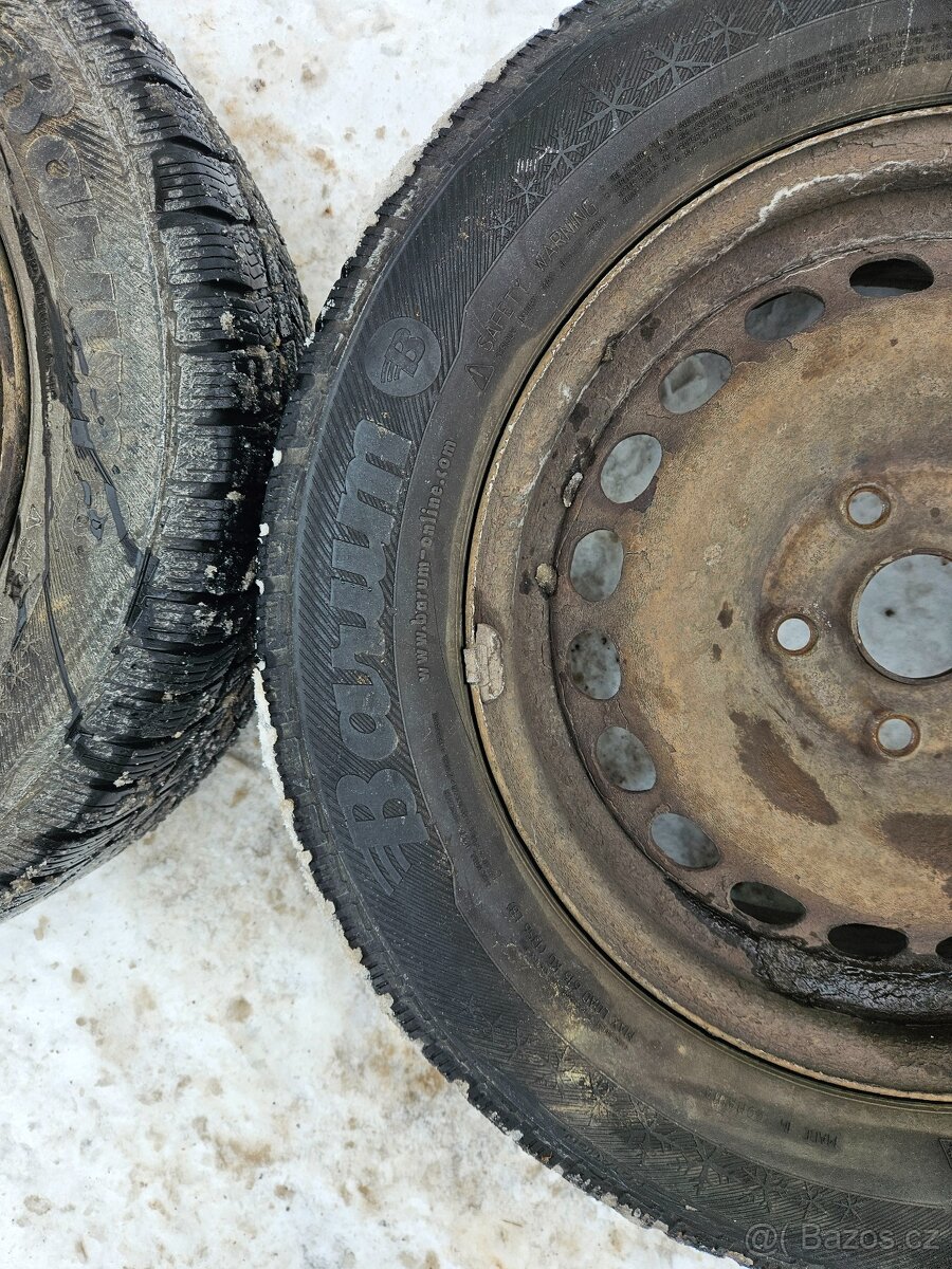 Zimní pneu 195/65 /15 - 2
