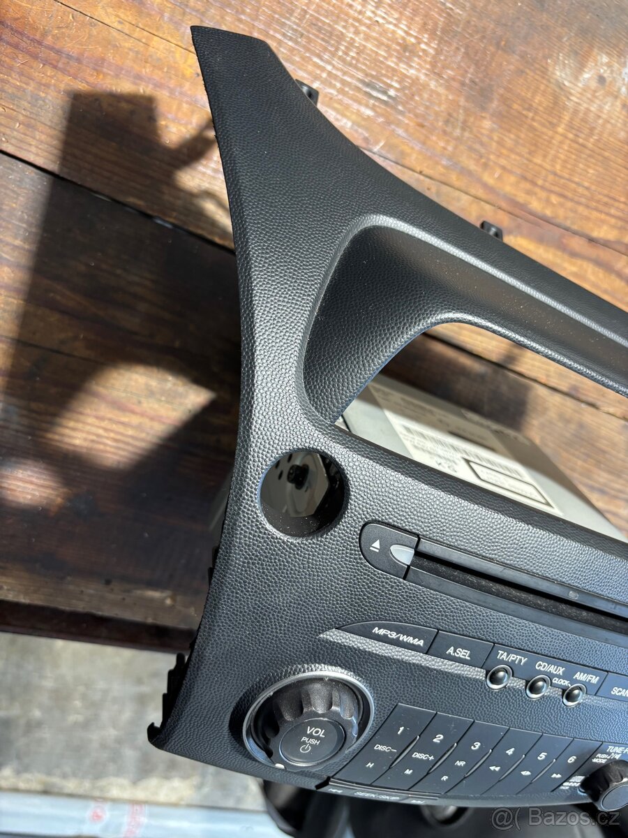Radio Honda Civic 8g - 2