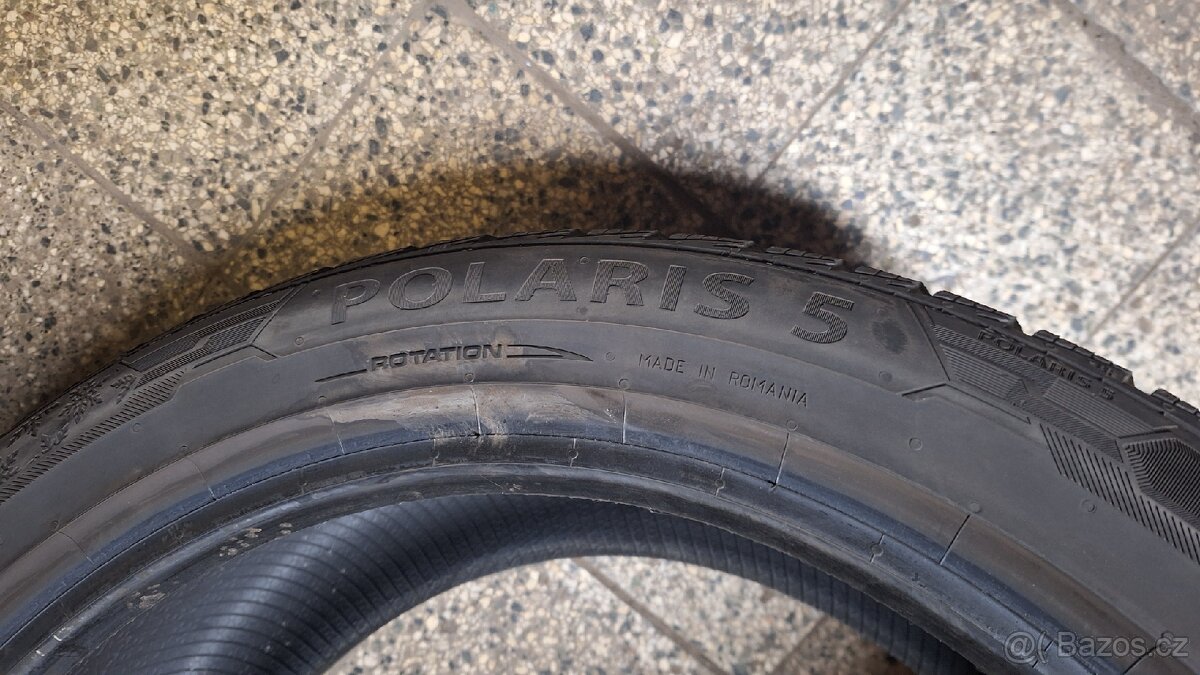 Zimní pneumatiky 235/45R18 - 2