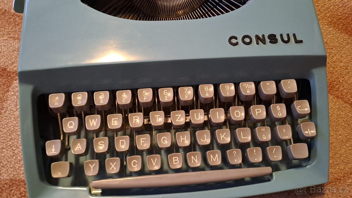 psací stroj Consul. - 2