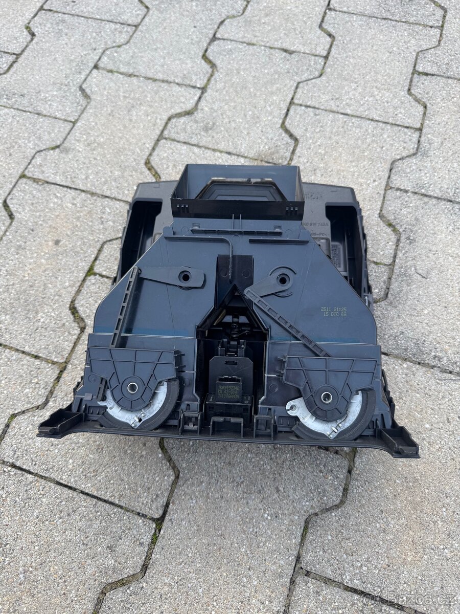 VW Golf 5 Combi – středový panel - 2