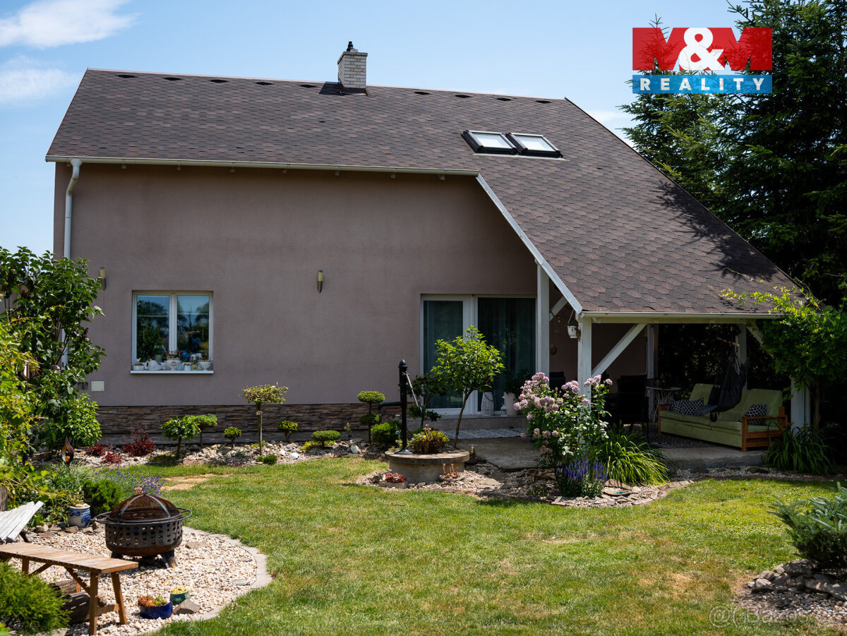 Prodej rodinných domů 5+1 a 2+1, 250 m², Bolatice - 2