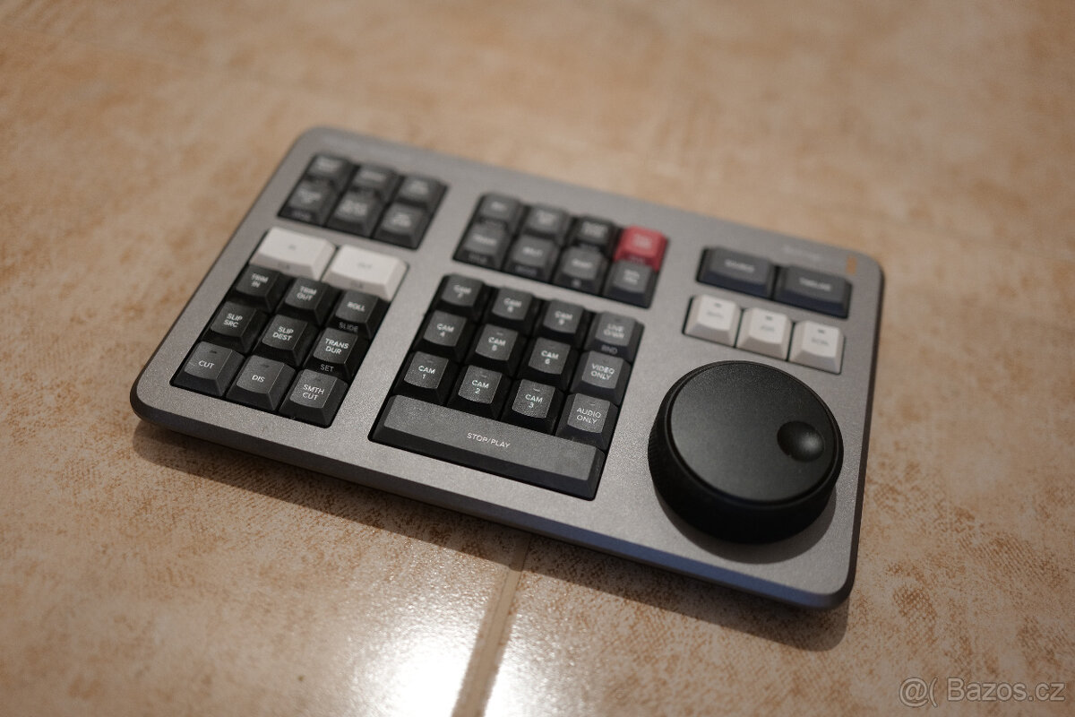 Blackmagic Design DaVinci Resolve Speed Editor - 2