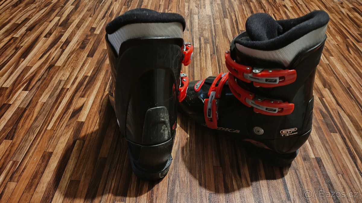 dětské lyžařské boty Nordica, délka 220 - 2