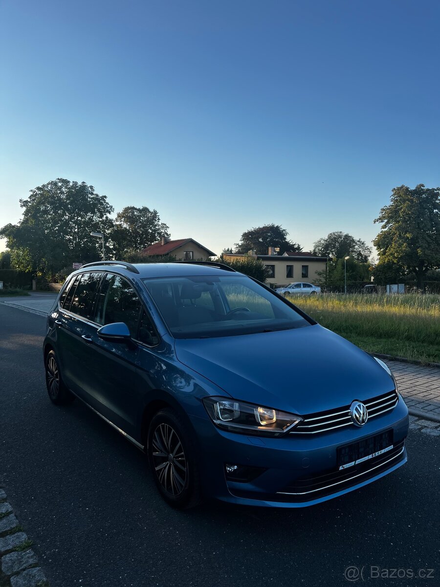 VW Golf Sportsvan 1.6 TDI DSG - 2