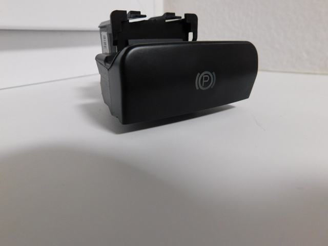 spínač ručnej ručni brzdy peugeot 3008 / 5008 /C6 / DS4 C4 - 2