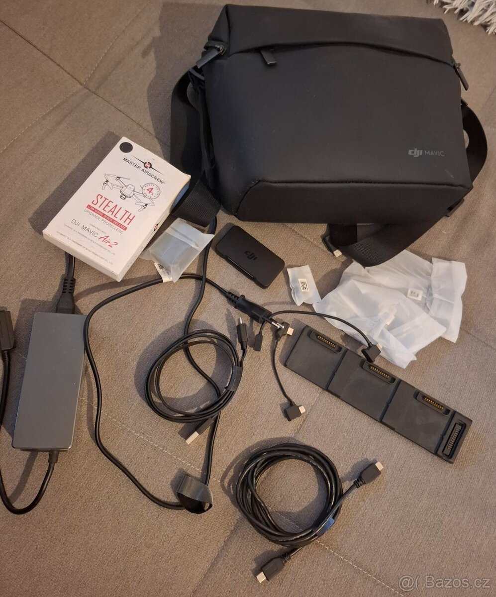 DJI AIR 2 Fly More Combo - 2