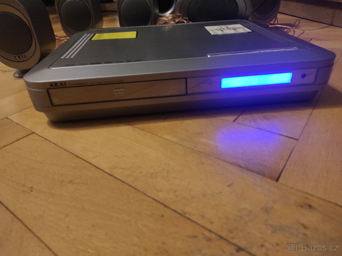 Domácí kino AKAI DV-R5000DVS Dolby surround 5.1 - 2