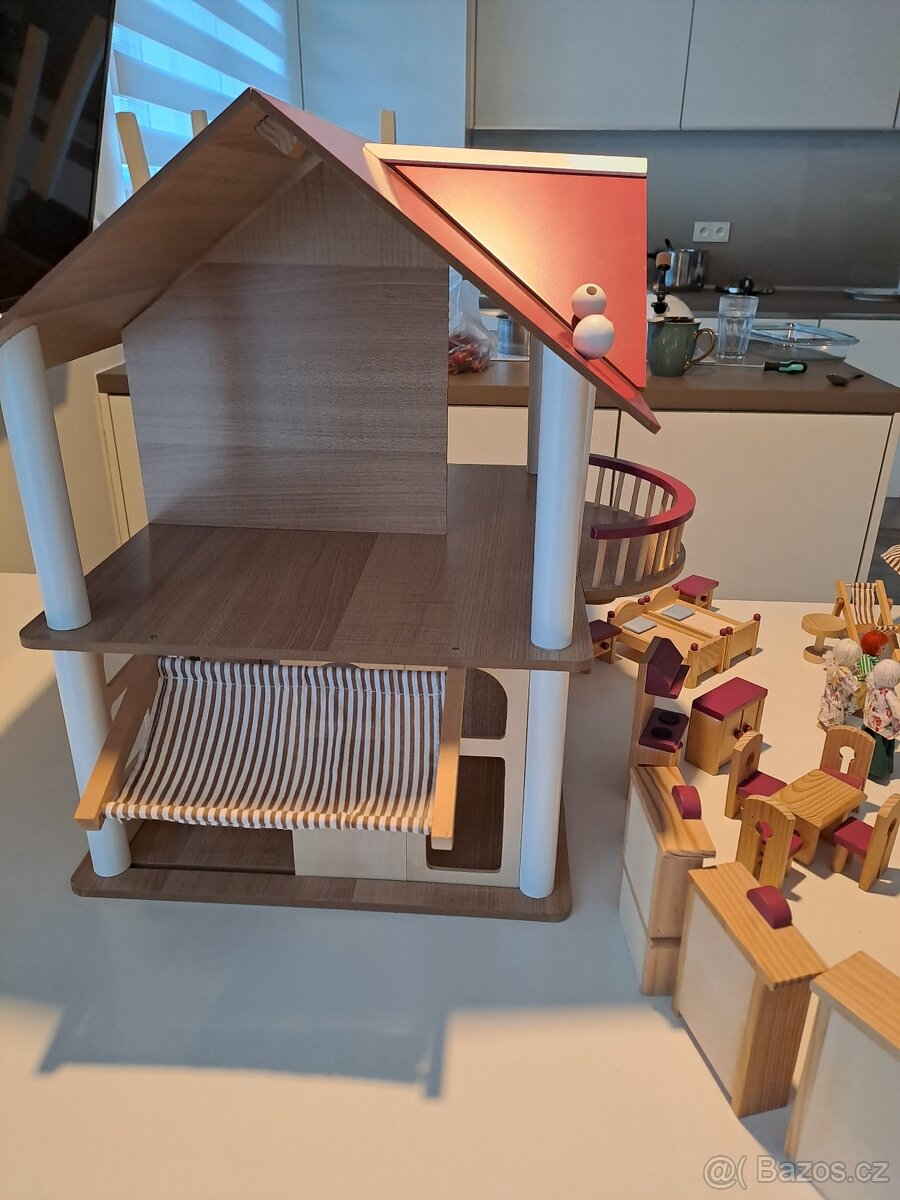 Dětský dřevěný domeček - 2