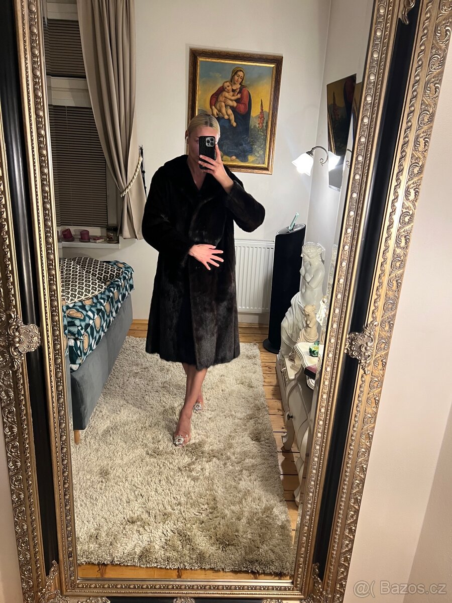 Hnědý norkový kožich - 2