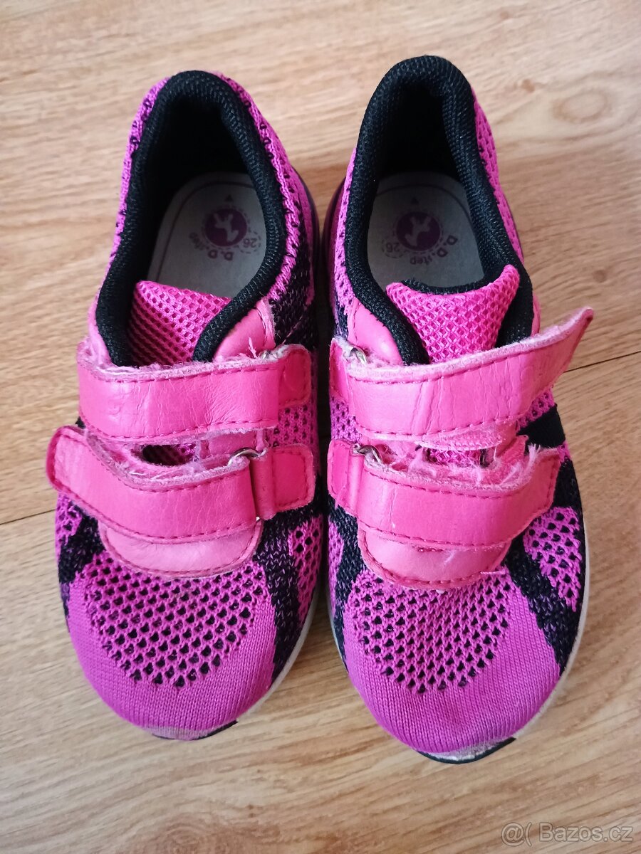 Dívčí boty - tenisky vel. 25, 26 - 2