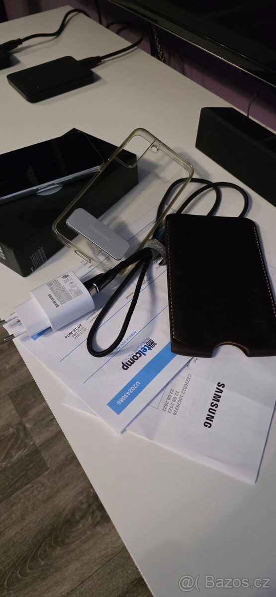 Samsung S 22+ - 2
