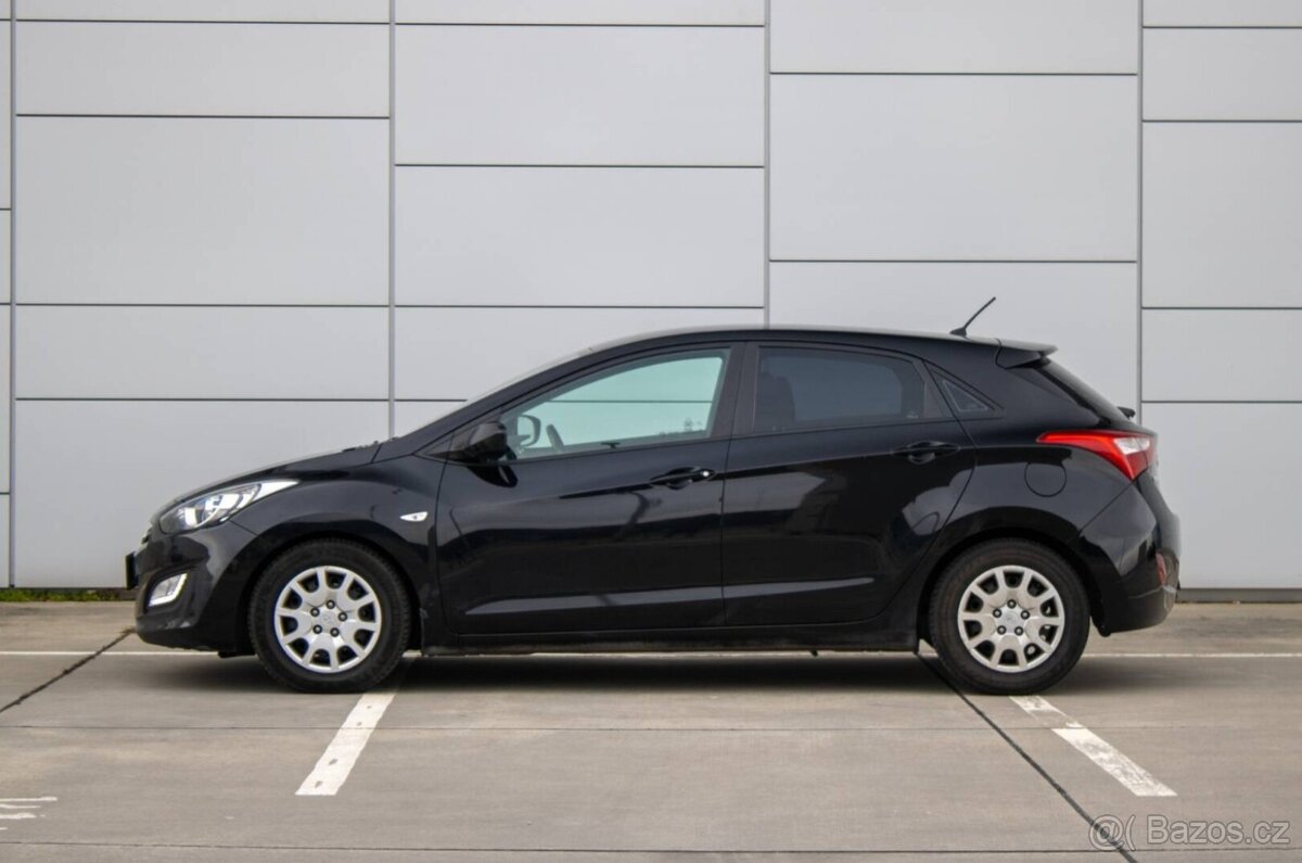 Hyundai i30 1.6 CRDi DOHC 16V Comfort - 2