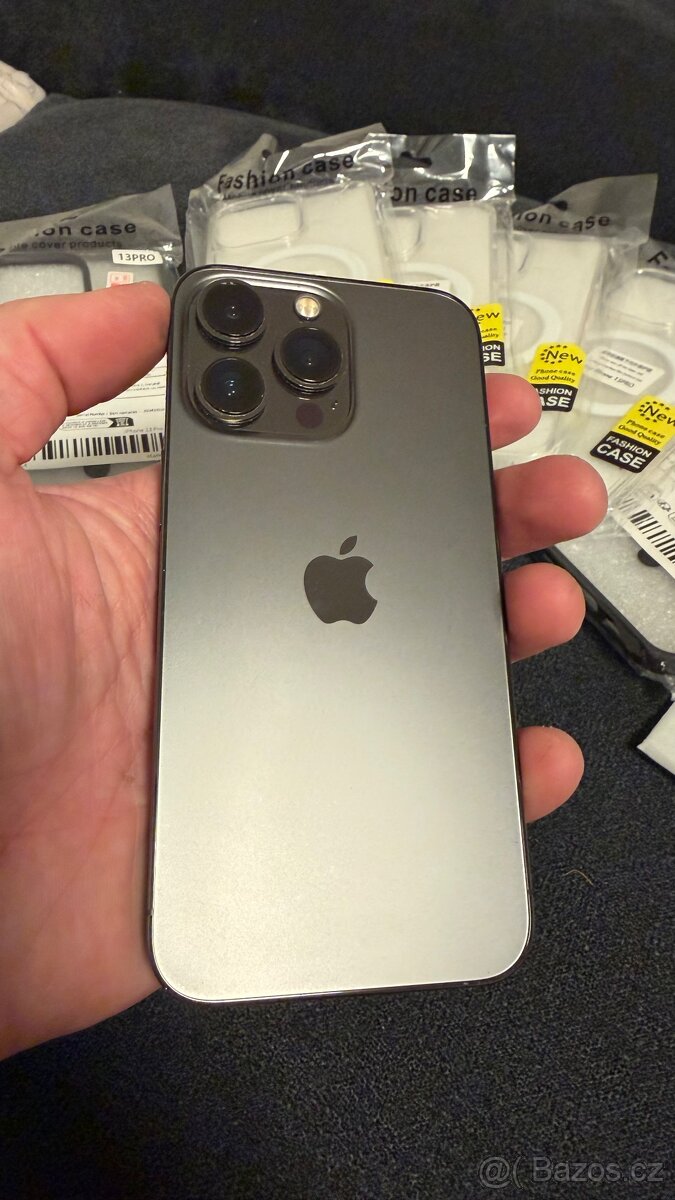 Apple iPhone 13 Pro - 2