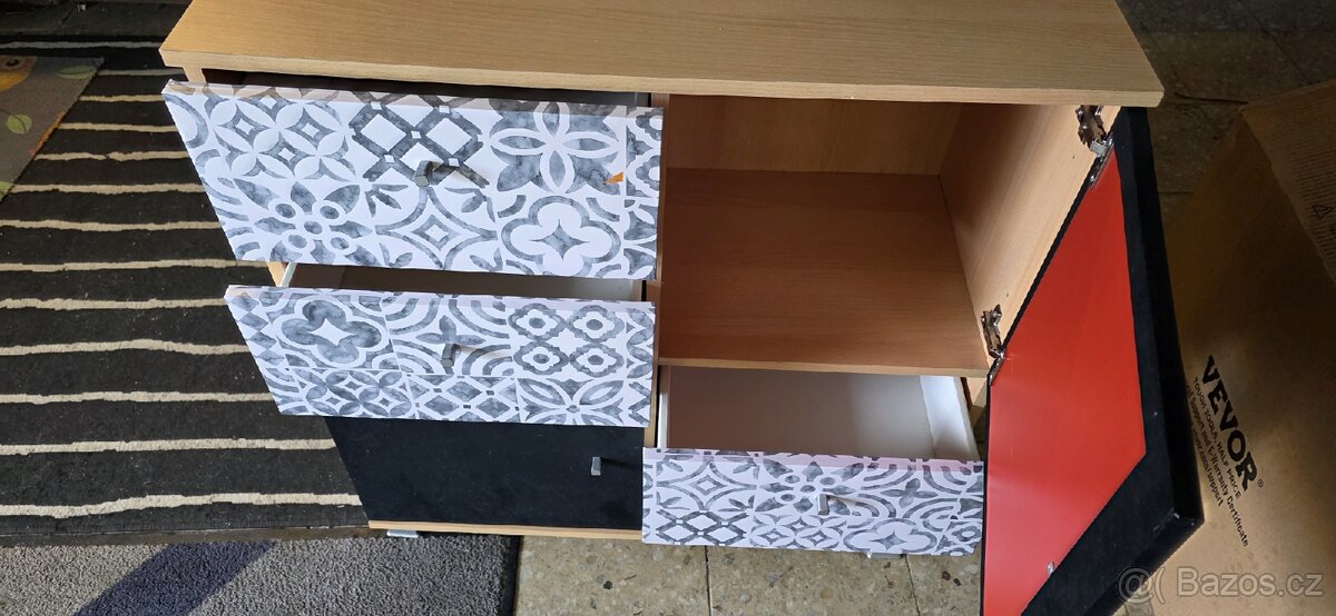 Skříňka - 2