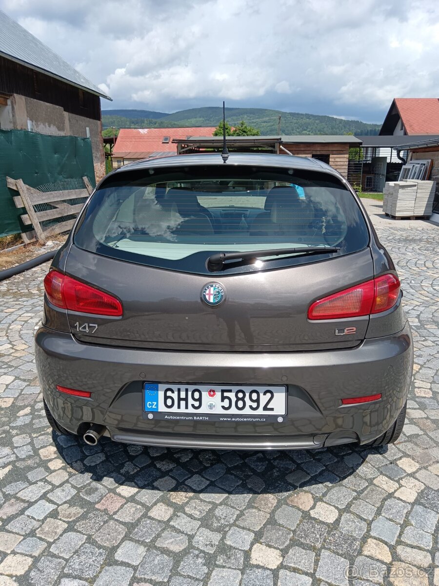 Alfa Romeo 147 – 1.6 16V (77 kW), benzín, najeto 167 000 km - 2