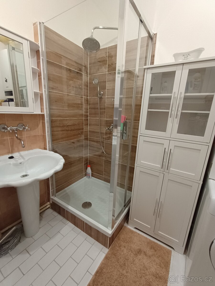 Sprchový kout - 2