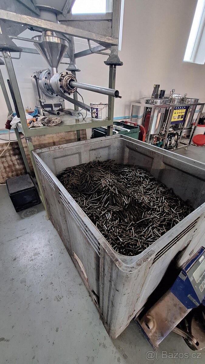 Pokrutiny z řepky a slunečnice - 2