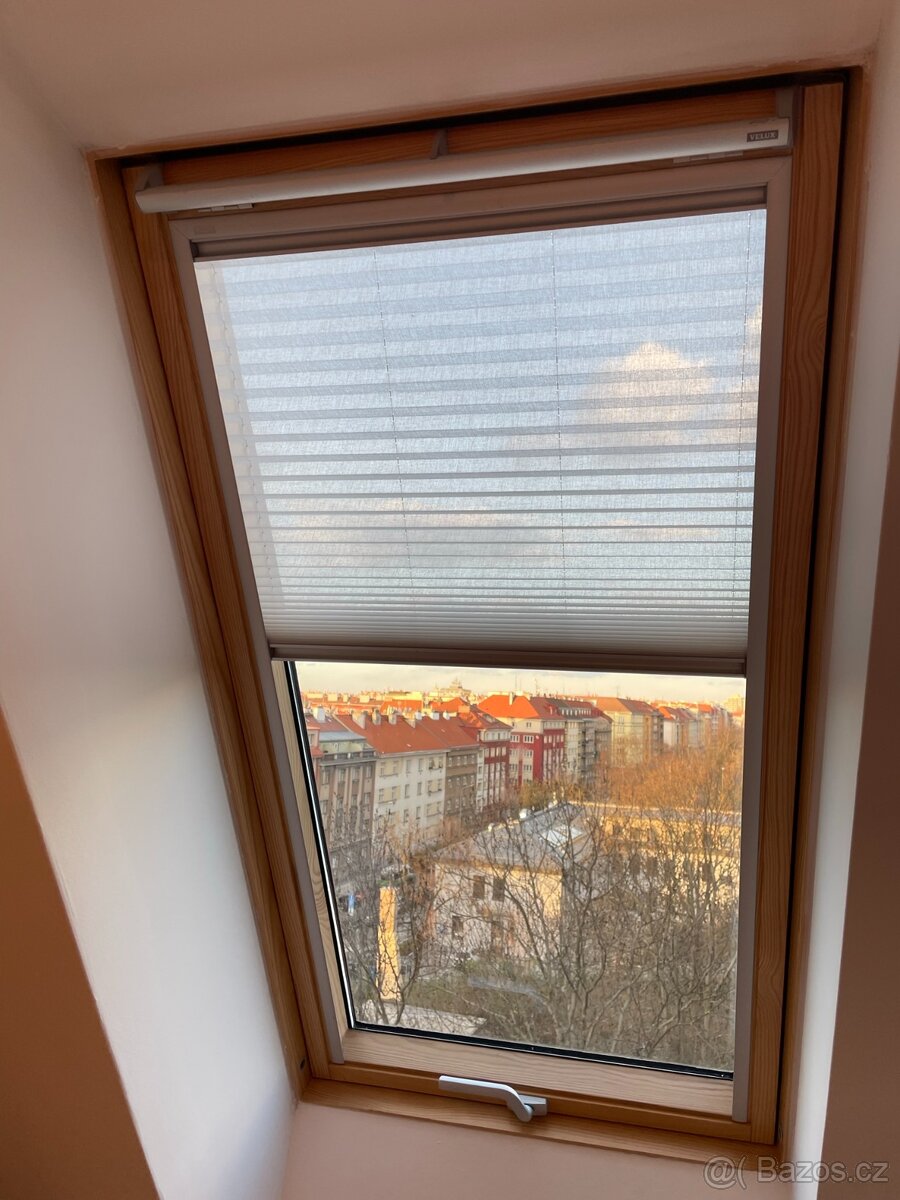 Plisé na střešní okno VELUX FHL MK08 1016S - 2
