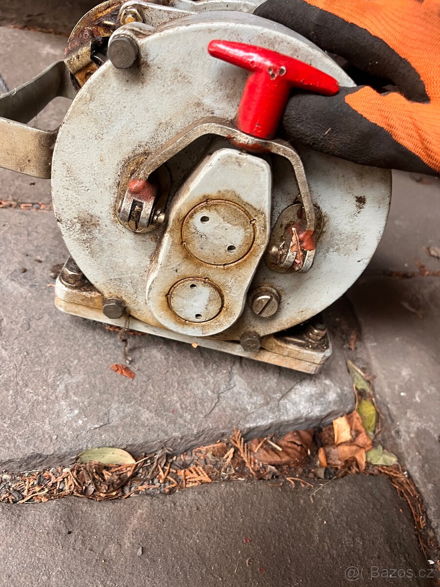 Ruční lanový naviják – 500 kp / 125 kp - 2