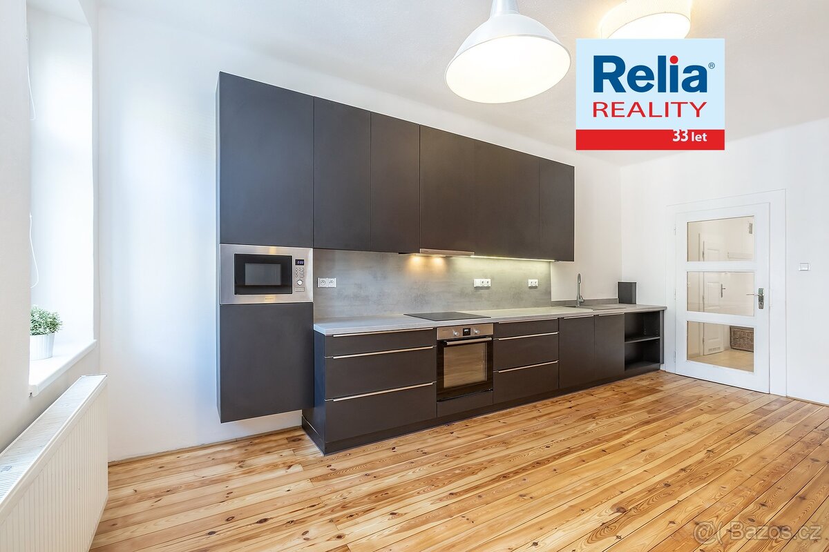 Krásný cihlový byt 3+kk 107 m², Pardubice (ul. Havlíčkova) - 2