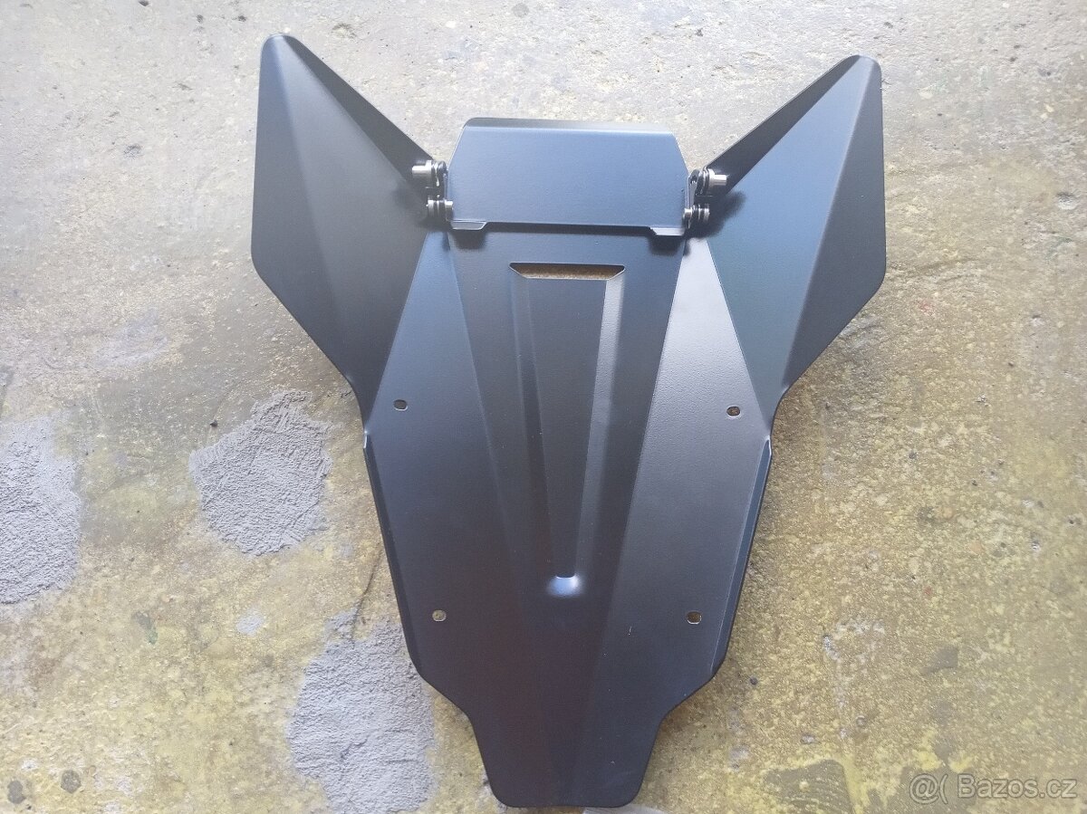 Větrný štít na Yamaha Tracer 9 - 2