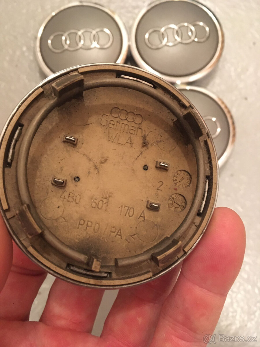 středové pokličky zátky krytky do alu kol sada 4ks audi 69mm - 2