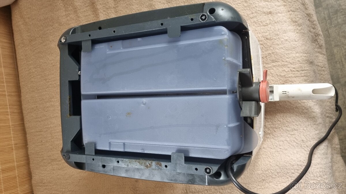 Fritovací hrnec Tefal Oleoclean - 2