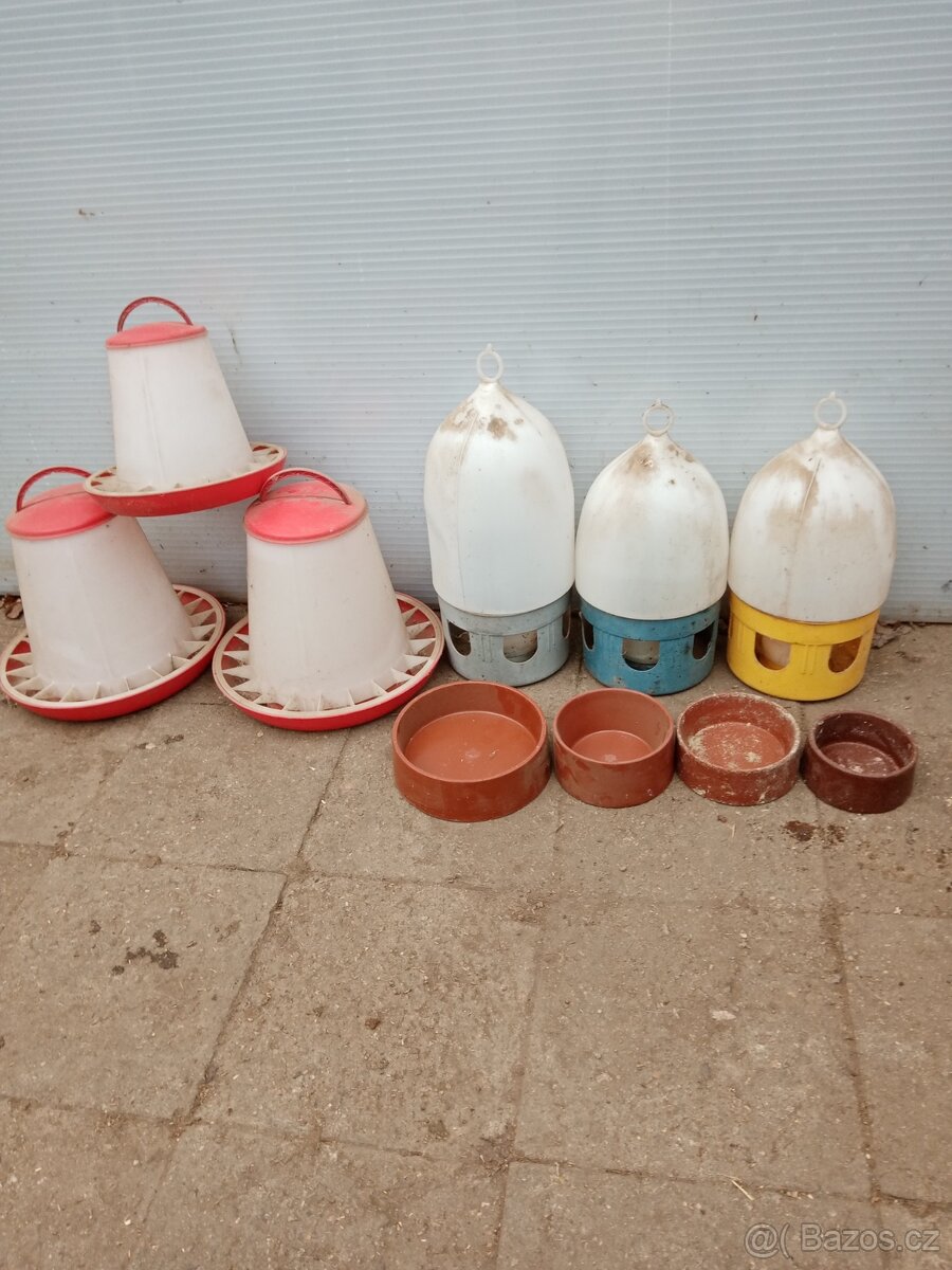 Misky na krmivo a vodu - 2