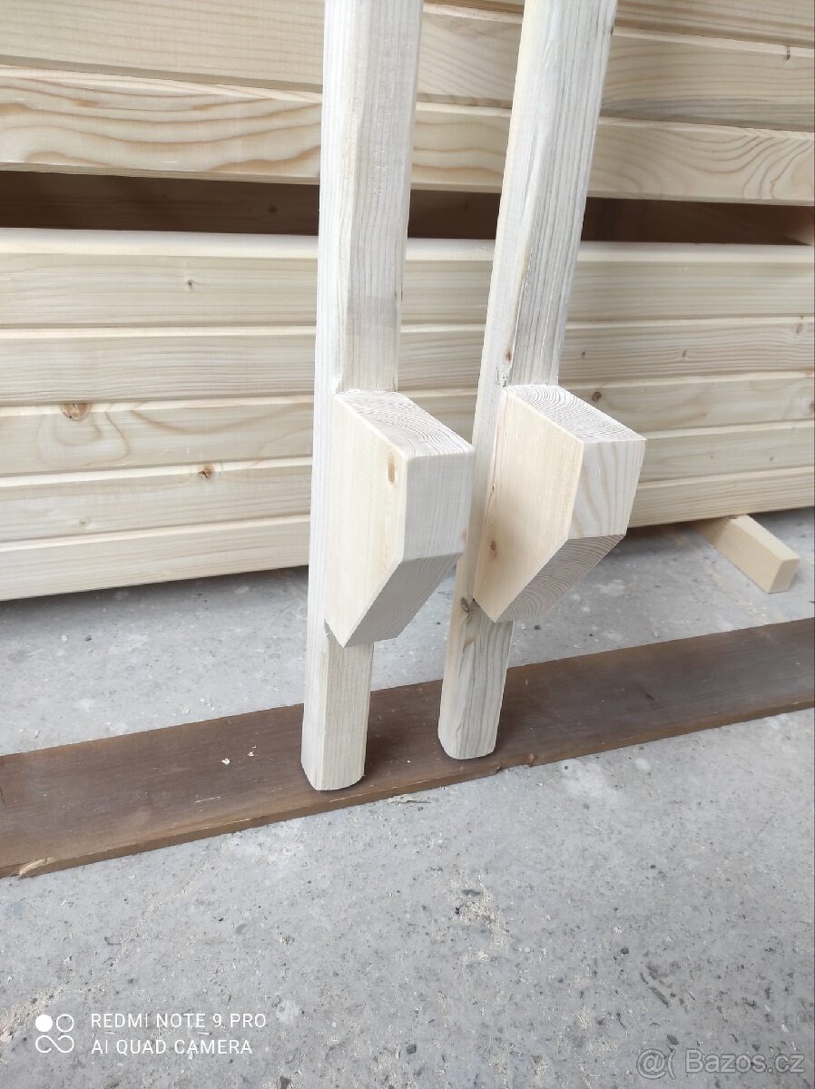 Dřevěné chůdy - 2