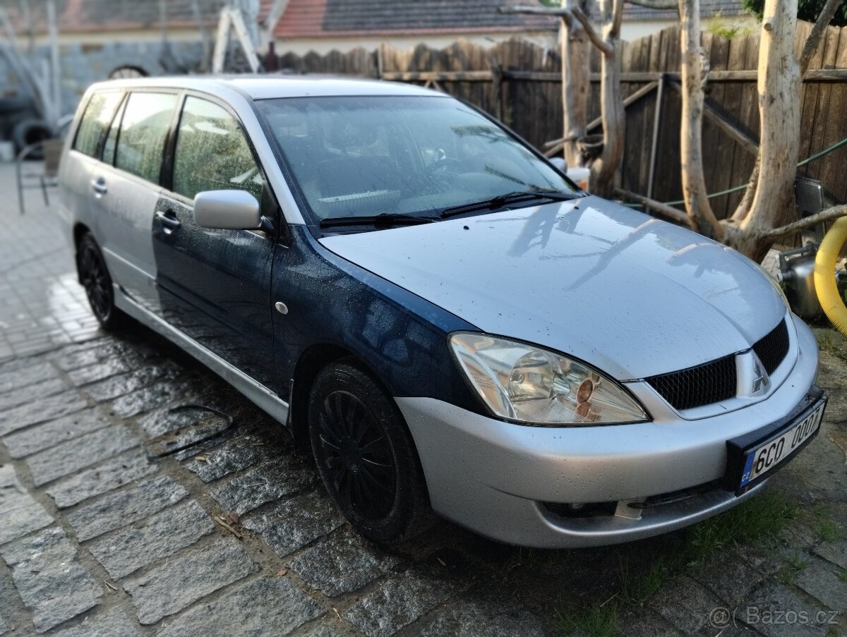 Mitsubishi Lancer 1.6i (72kw) - Na nahradni dily - 2
