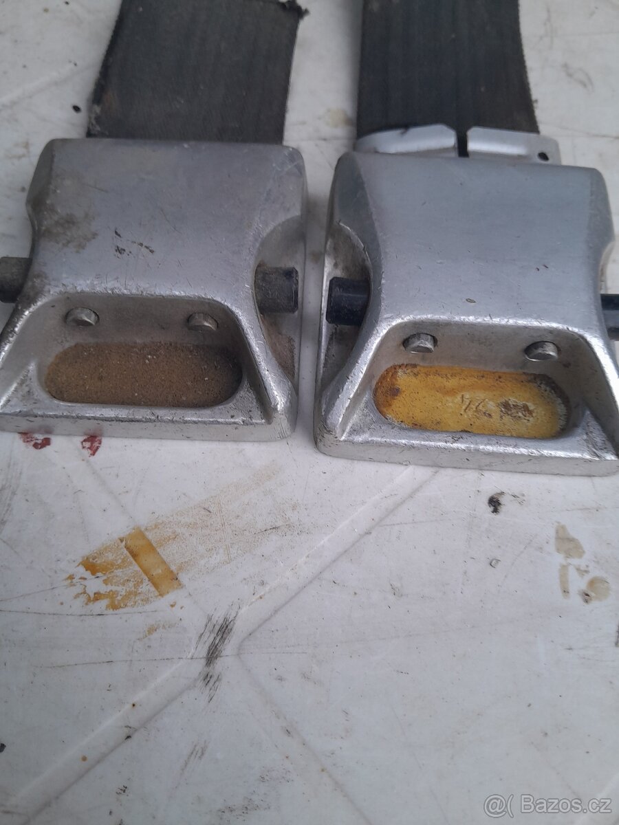 ŠKODA,p.NÁRAZNÍK 1000MB NOVÝ - 2