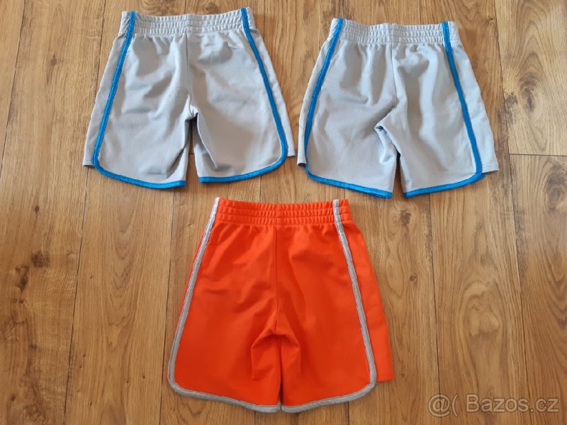 Kraťasy GAP, vel. 5 let...cena kus/90,- - 2