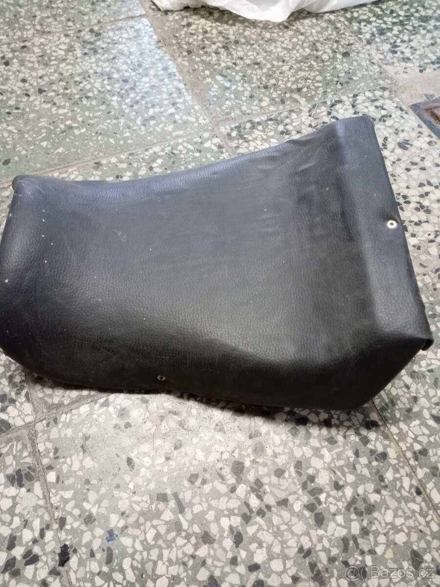 Sedlo na moto - 2