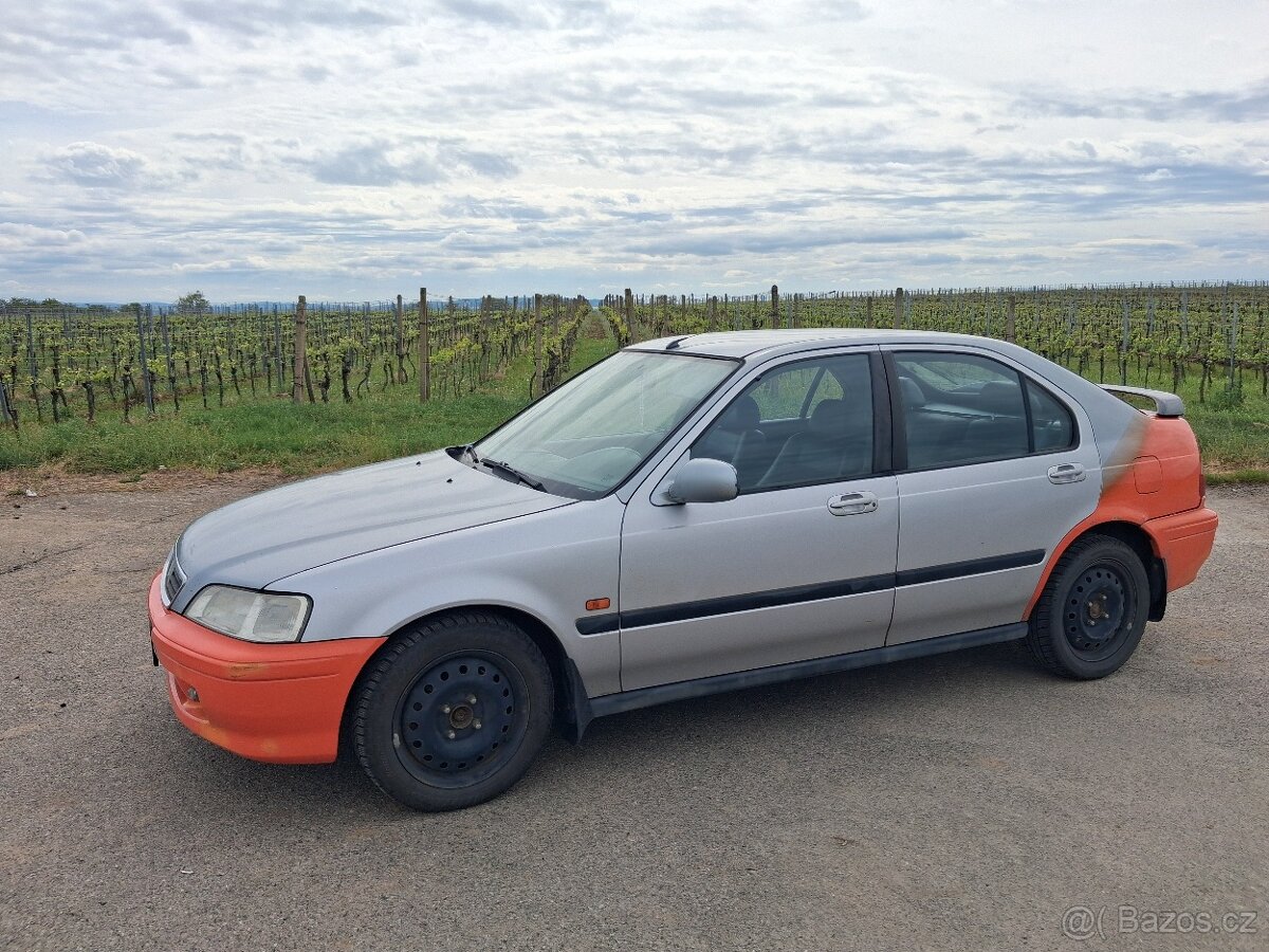 Honda Civic 1.8 VTI MB6 - 2