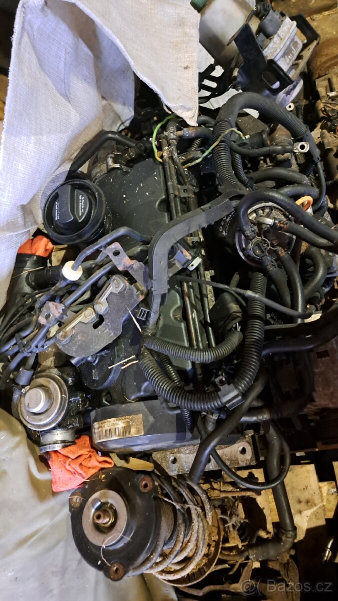 Motor 1.9 TDI 74kW z Fabia. - 2