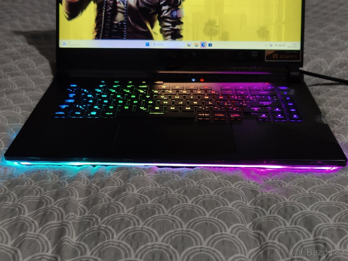 Herní notebook Asus ROG z RTX 3080, R7 5800H - 2