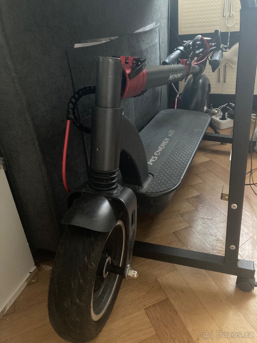 Koloběžka MS ENERGY e20 - 2